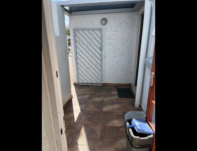 3 BEDROOM APARTMENT FOR SALE IN ALBERTSDAL